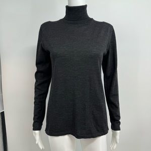 TSE Sweater Size S Classic Gray Long Sleeve  100% Wool Turtleneck Pullover